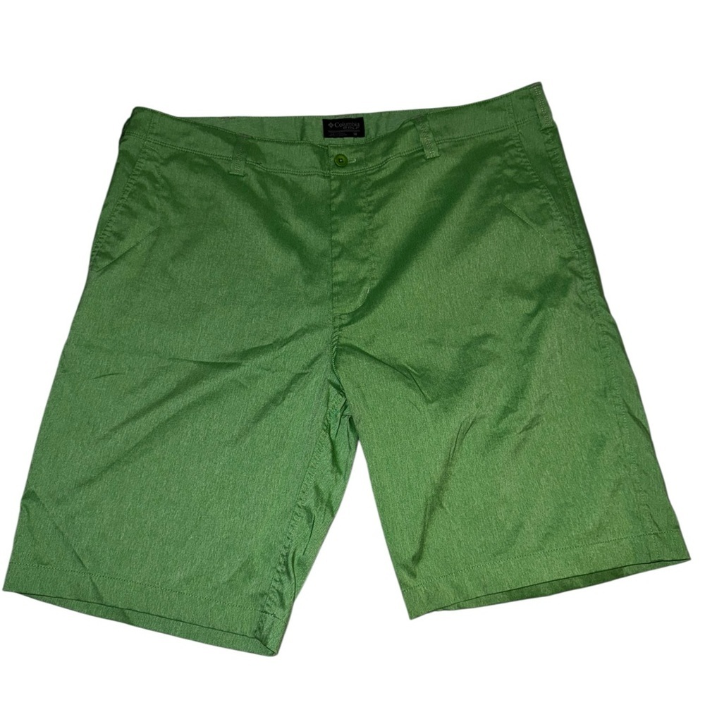 Columbia Men's Vibrant Green Flat Front Gulf Shorts